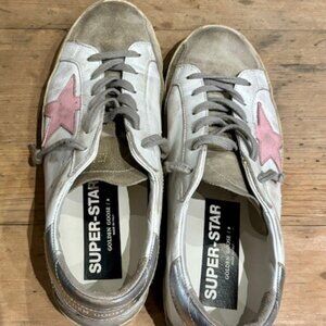 Women's Golden Goose Super Star Low Tops Size 8.5